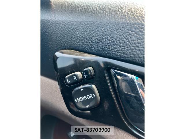 Toyota MARK X 2007-01 8315269-16