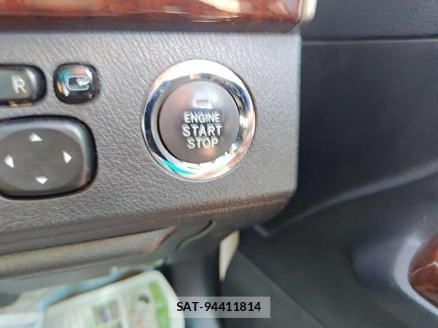 Toyota MARK X 2013-05 8315264-16