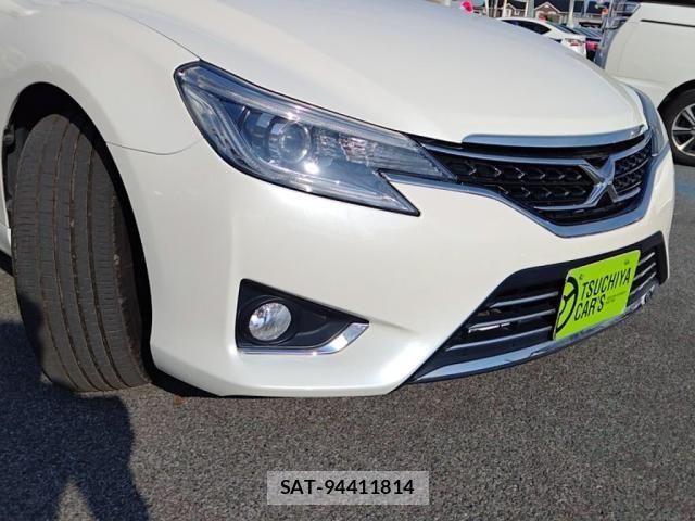 Toyota MARK X 2013-05 8315264-25