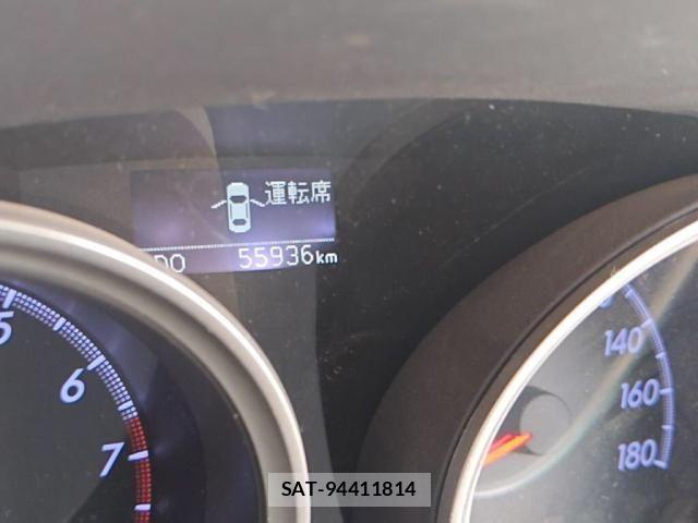 Toyota MARK X 2013-05 8315264-28
