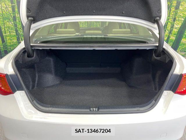 Toyota MARK X 2012-03 8315265-9