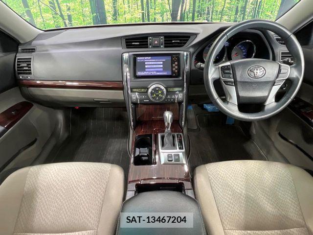 Toyota MARK X 2012-03 8315265-1