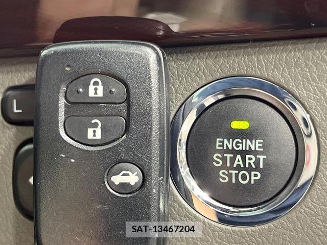 Toyota MARK X 2012-03 8315265-5