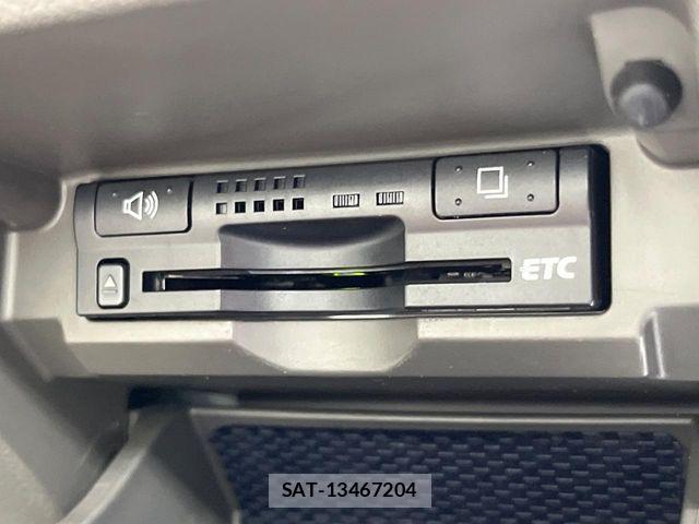 Toyota MARK X 2012-03 8315265-6