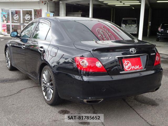 Toyota MARK X 2005-06 8336655-2