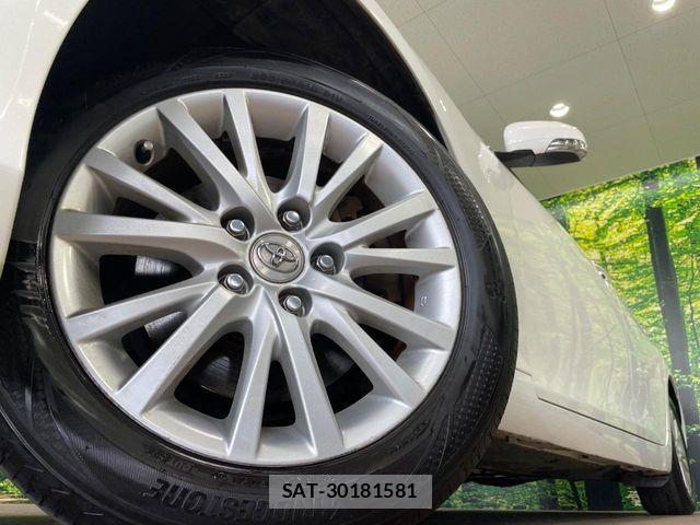Toyota MARK X 2013-04 8354884-12