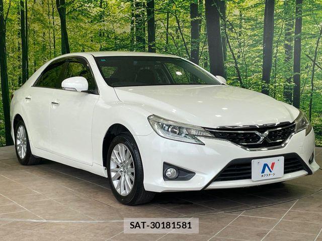 Toyota MARK X 2013-04 8354884-15