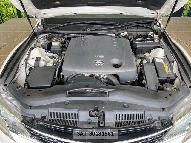 Toyota MARK X 2013-04 8354884-17