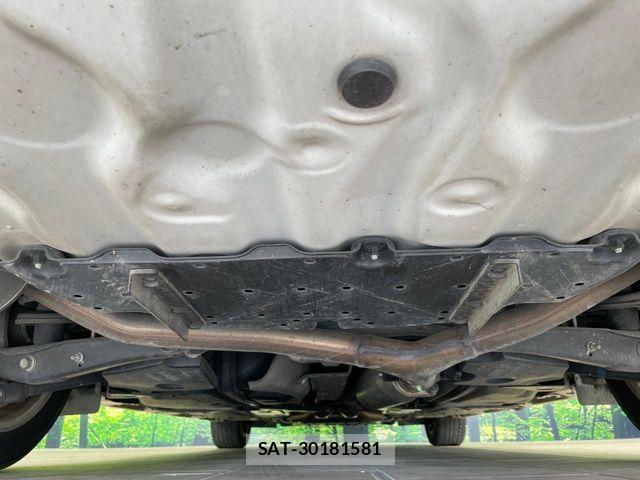 Toyota MARK X 2013-04 8354884-18
