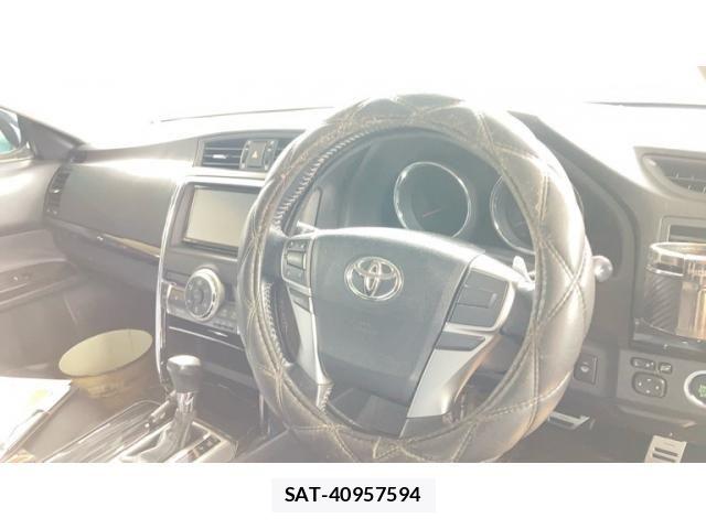 Toyota MARK X 2009-11 8354885-12