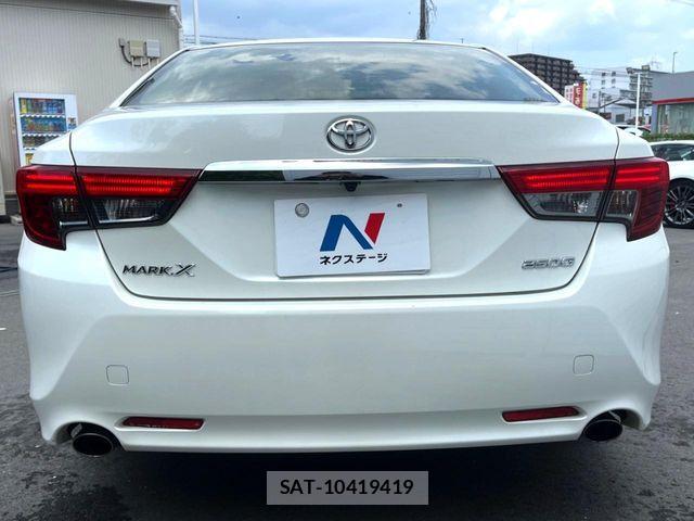 Toyota MARK X 2016-03 8354882-14