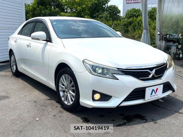 Toyota MARK X 2016-03 8354882-15