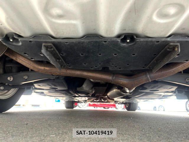 Toyota MARK X 2016-03 8354882-18