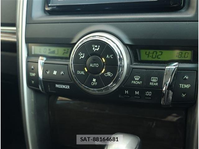 Toyota MARK X 2016-06 8354883-10