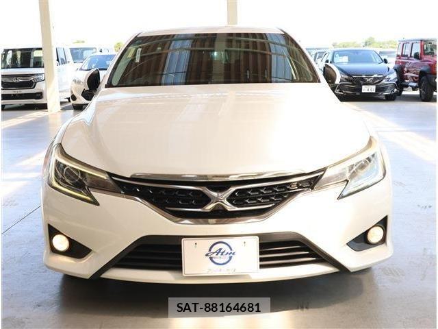 Toyota MARK X 2016-06 8354883-20