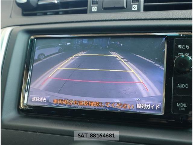 Toyota MARK X 2016-06 8354883-3