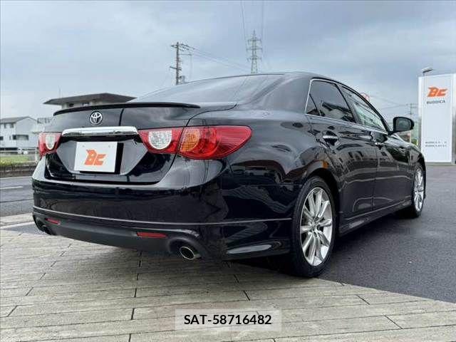 Toyota MARK X 2012-03 8354886-14