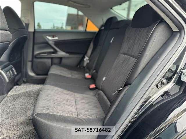 Toyota MARK X 2012-03 8354886-17