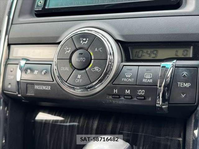 Toyota MARK X 2012-03 8354886-22