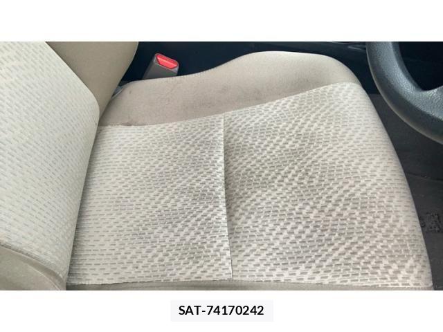 Toyota MARK X 2010-08 8366819-27