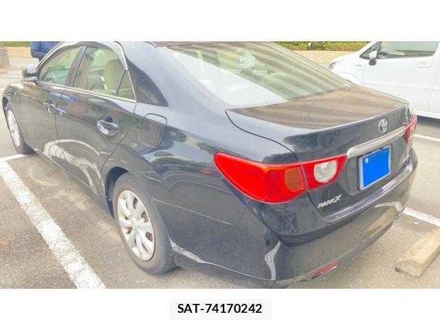 Toyota MARK X 2010-08 8366819-5