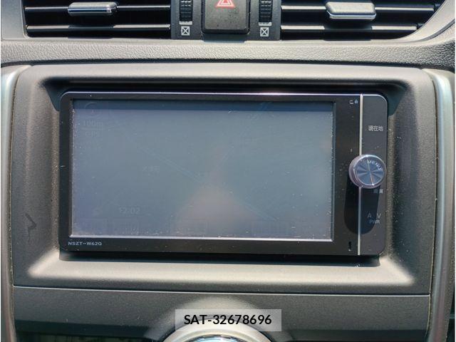 Toyota MARK X 2014-02 8366815-14