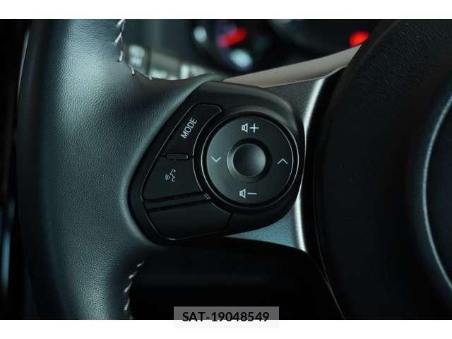 Toyota MARK X 2019-09 8366812-14
