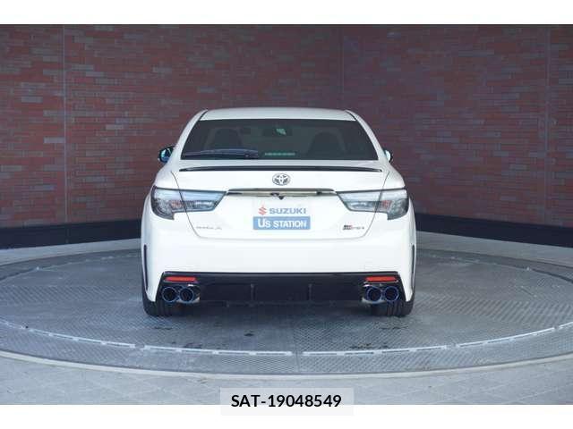 Toyota MARK X 2019-09 8366812-2