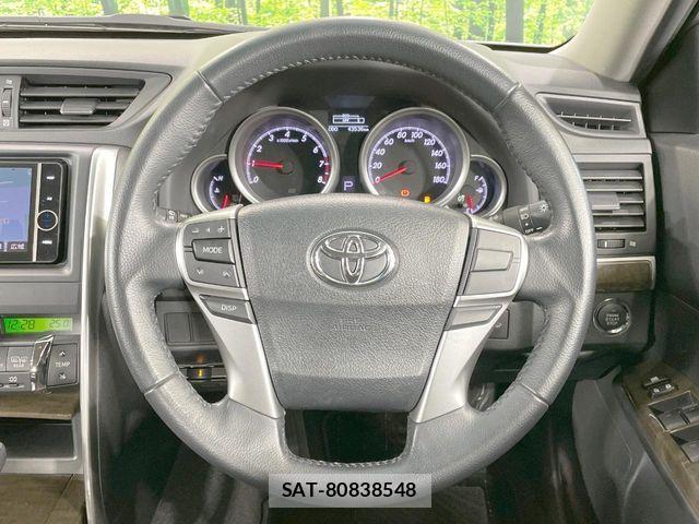 Toyota MARK X 2013-07 8366814-11