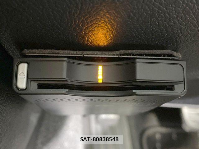 Toyota MARK X 2013-07 8366814-6