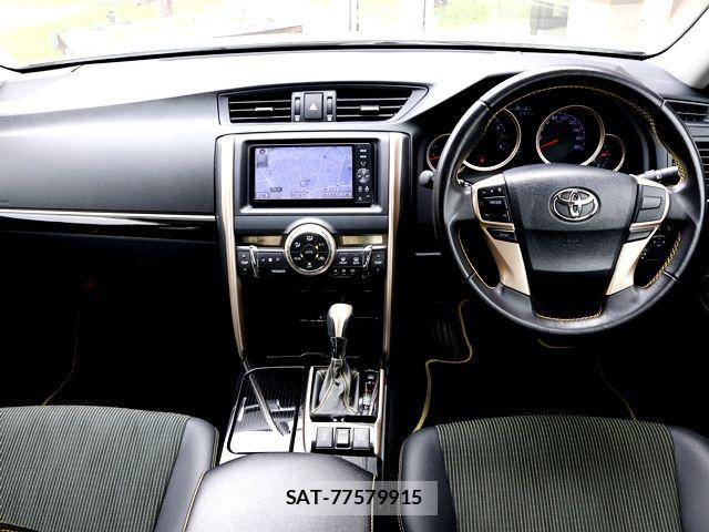 Toyota MARK X 2015-11 8366816-1