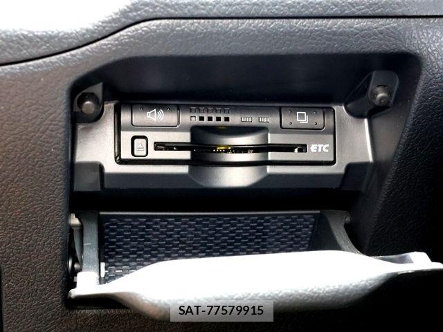 Toyota MARK X 2015-11 8366816-22