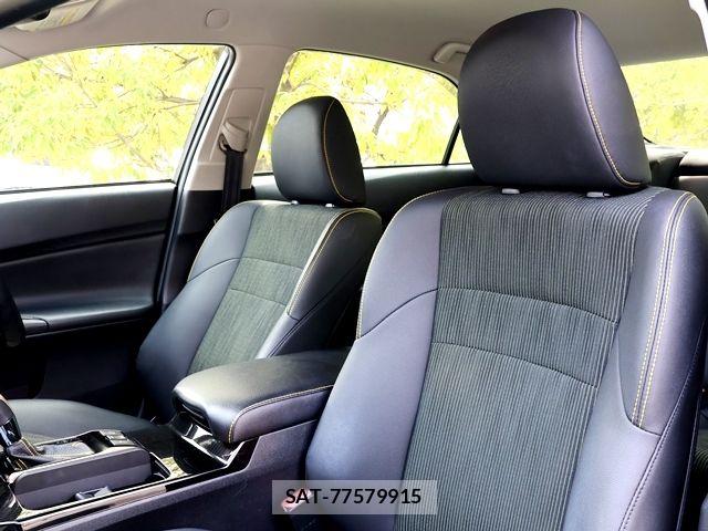 Toyota MARK X 2015-11 8366816-25