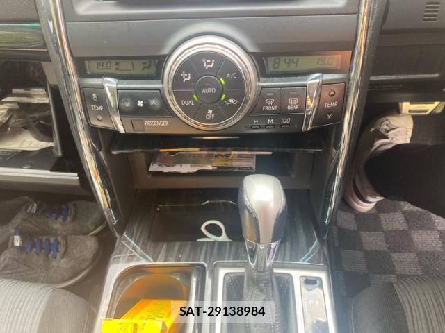 Toyota MARK X 2010-11 8366822-15