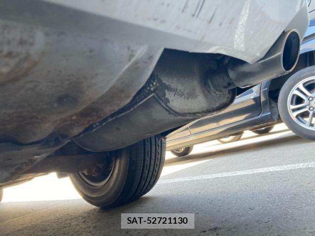 Toyota MARK X 2010-02 8366818-9