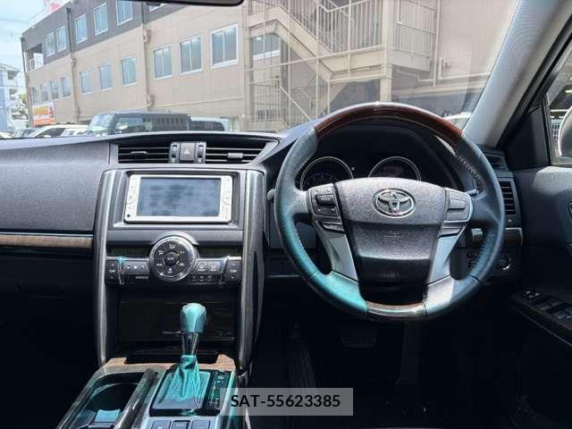 Toyota MARK X 2013-07 8366817-9