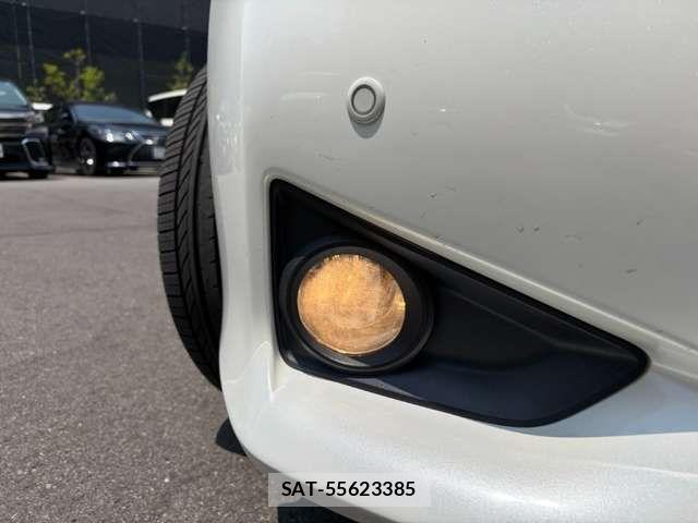 Toyota MARK X 2013-07 8366817-17