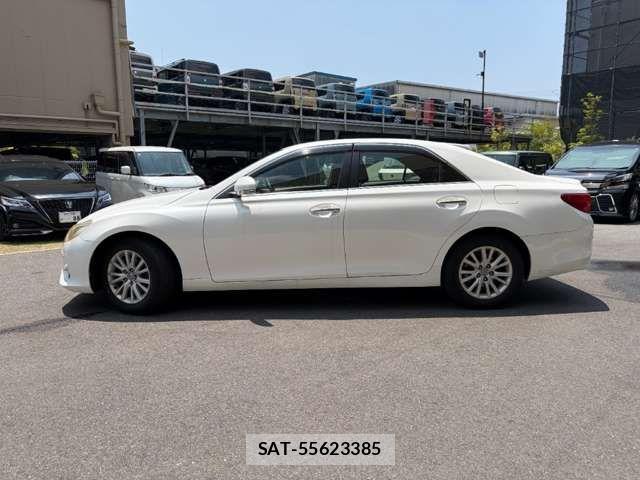 Toyota MARK X 2013-07 8366817-5