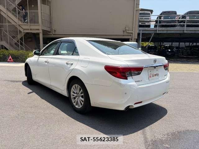Toyota MARK X 2013-07 8366817-6