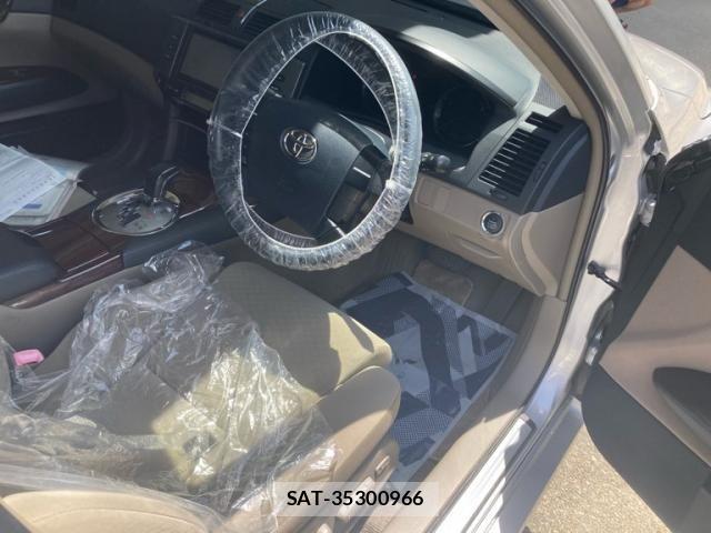 Toyota MARK X 2008-11 8371824-10
