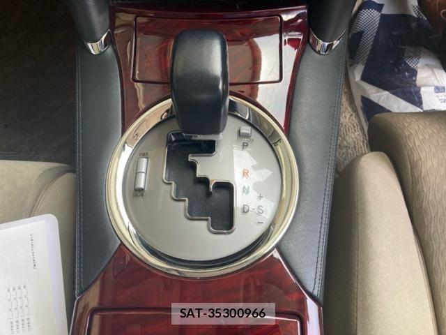 Toyota MARK X 2008-11 8371824-18