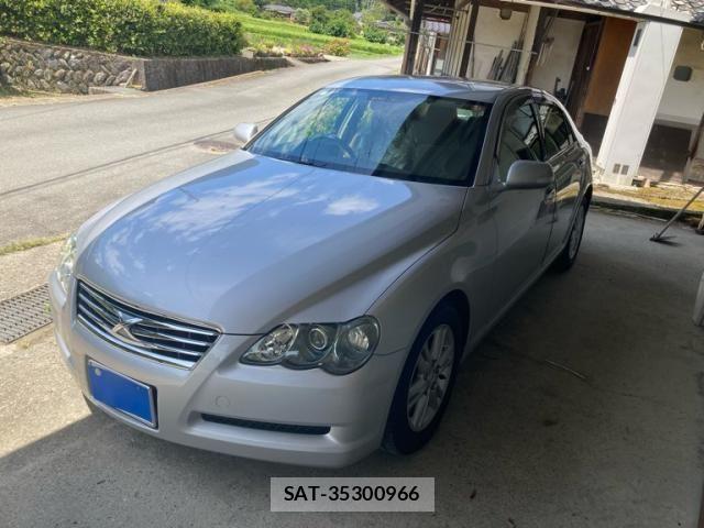 Toyota MARK X 2008-11 8371824-2