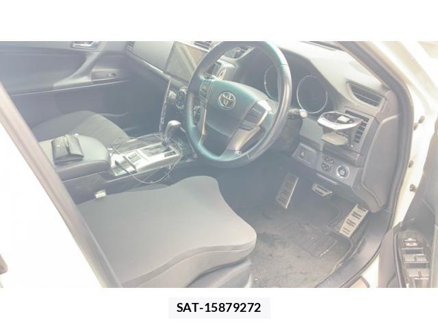Toyota MARK X 2010-05 8371820-16