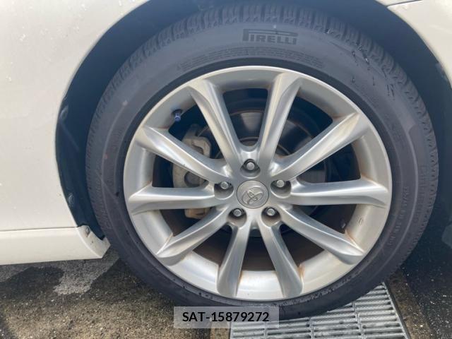 Toyota MARK X 2010-05 8371820-2