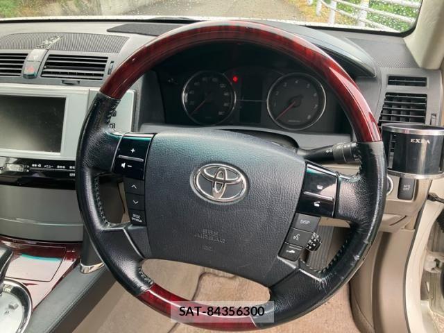 Toyota MARK X 2005-05 8413400-16