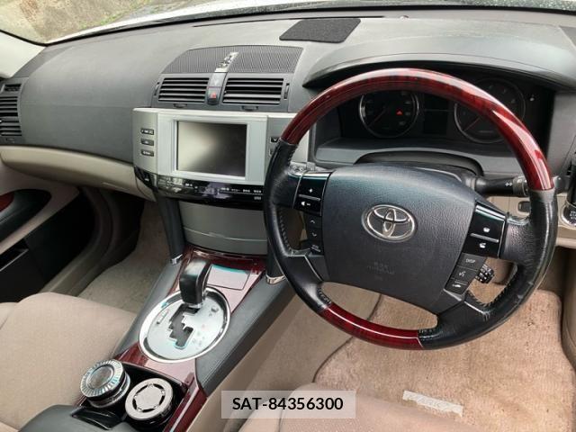 Toyota MARK X 2005-05 8413400-17