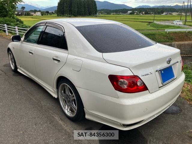 Toyota MARK X 2005-05 8413400-3