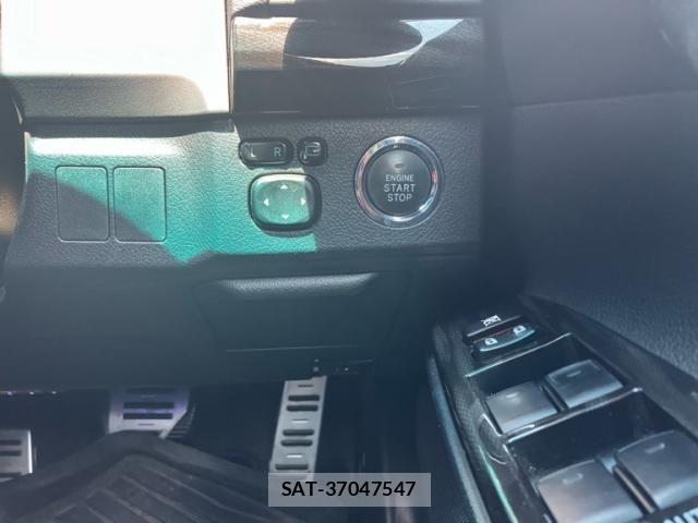 Toyota MARK X 2010-09 8413392-12