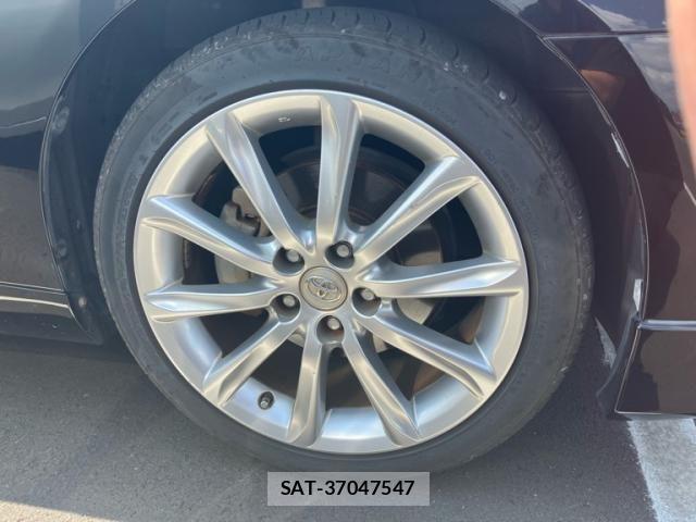 Toyota MARK X 2010-09 8413392-3
