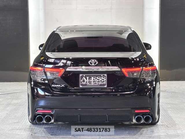 Toyota MARK X 2011-11 8457848-9